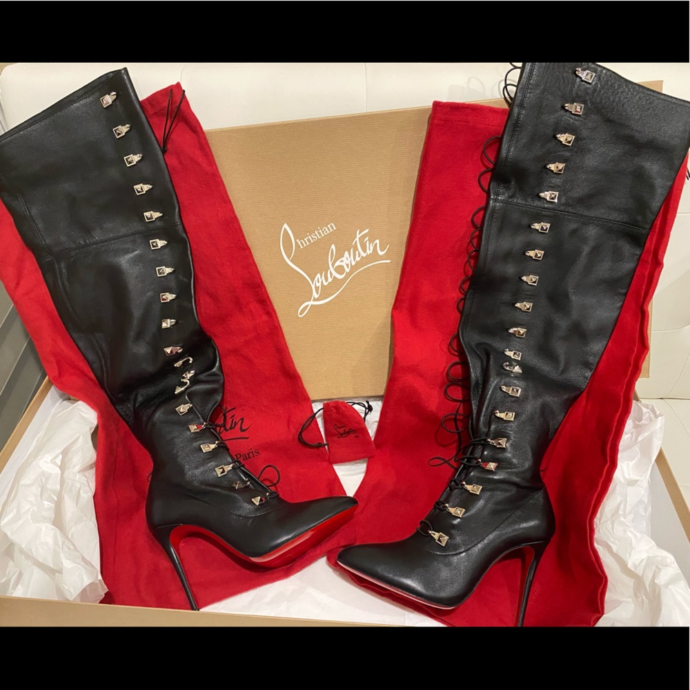 CHRISTIAN LOUBOUTIN
So Frenchissima Leather boots